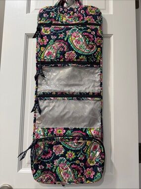 Vera Bradley Quilted Hanging Travel Organizer Bag in Navy Floral Paisley